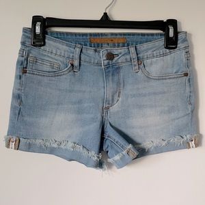 Low waisted denim shorts